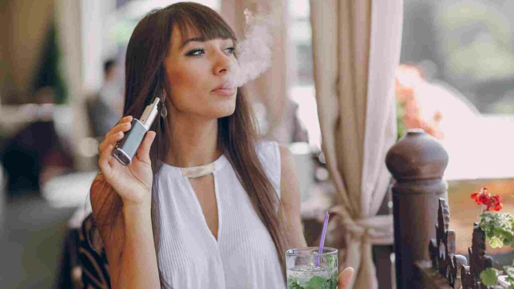 Stay on the Right Track: Top Things to Avoid When Vaping in Canada
